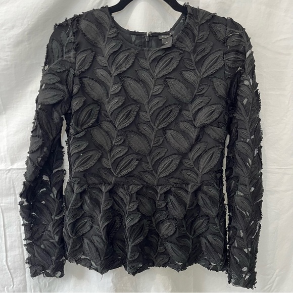 Ann Taylor Size 2 Beautiful Black Lace Peplum Top - Picture 6 of 8